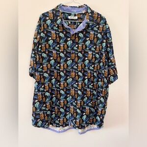 Tommy Bahama XXL Button Up Short Sleeve Shirt. Blue, Pineapple, fun print.